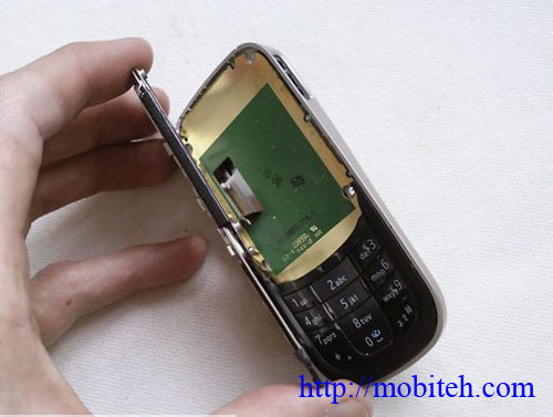 Как разобрать телефон Nokia 2680 slide